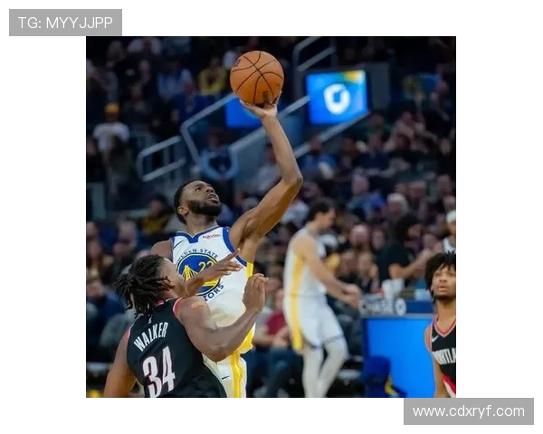 2017年勇士与开拓者激战回顾：一场篮球盛宴的精彩瞬间与战术较量